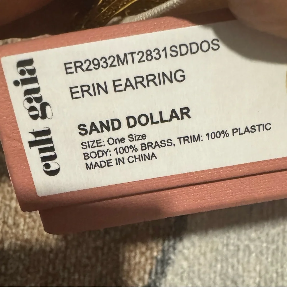 NEW NIB Cult Gaia Erin Earring in Sand Dollar - Picture 5 of 5